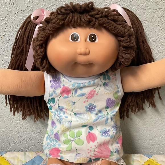 RARE Vintage Cabbage Patch Kid Girl Brown Hair Brown Eyes P Factory HM#1 1985 - Picture 1 of 9